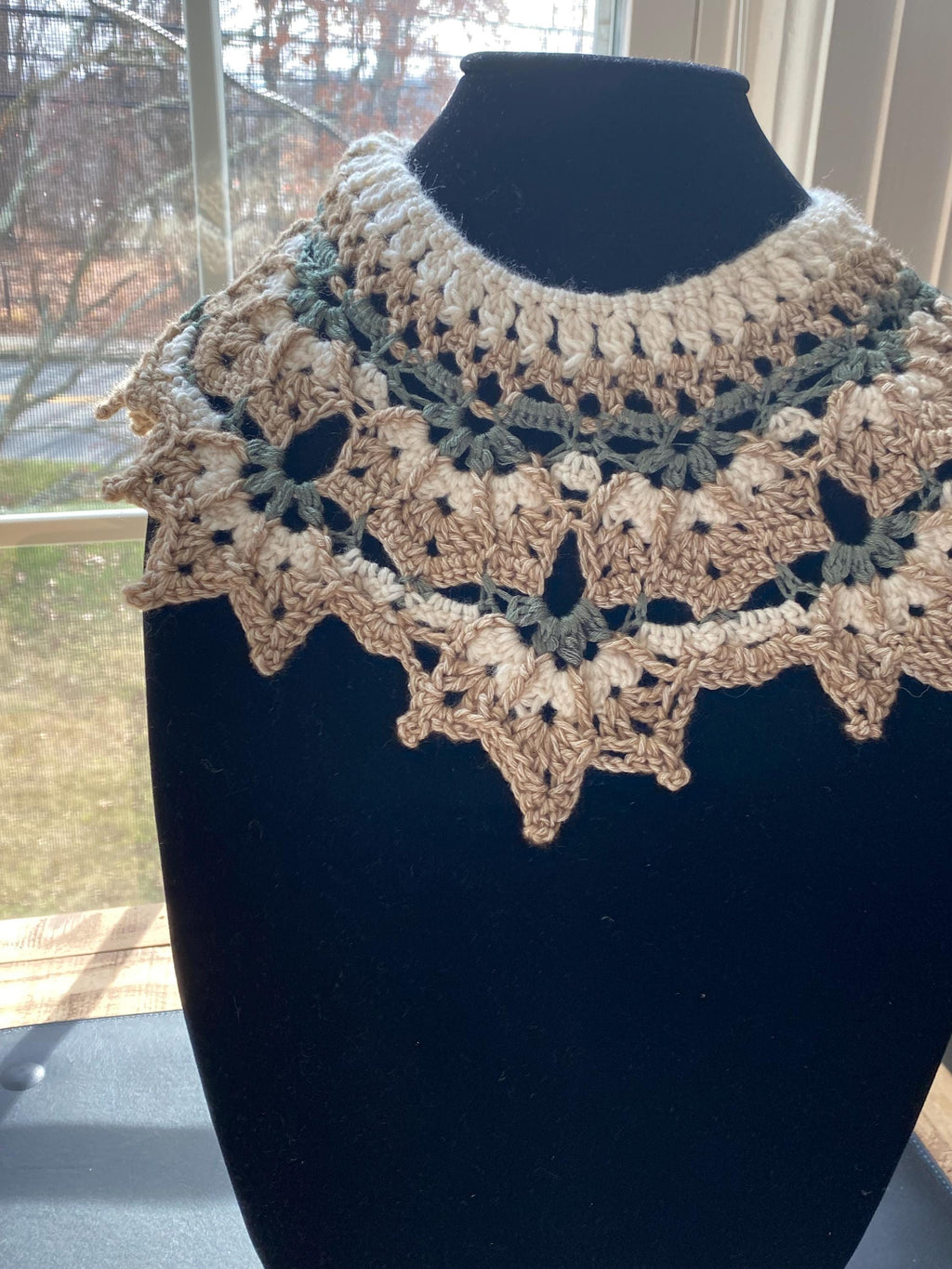 Lacy Mandala Necklace