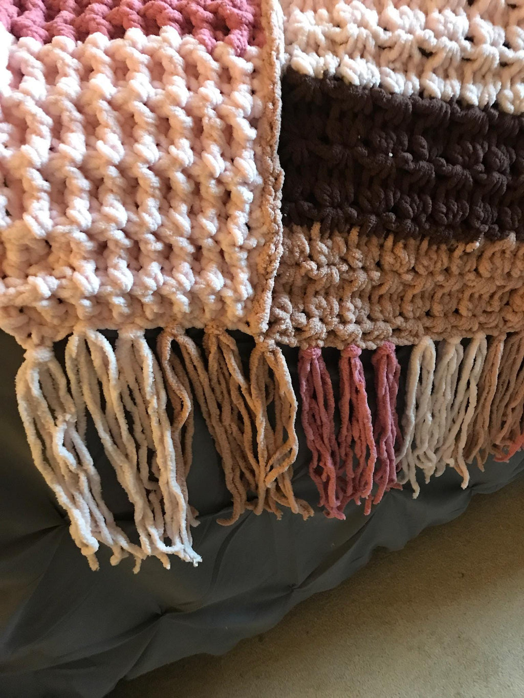 CROCHET PATTERN - TEXTURED BABY BLANKET