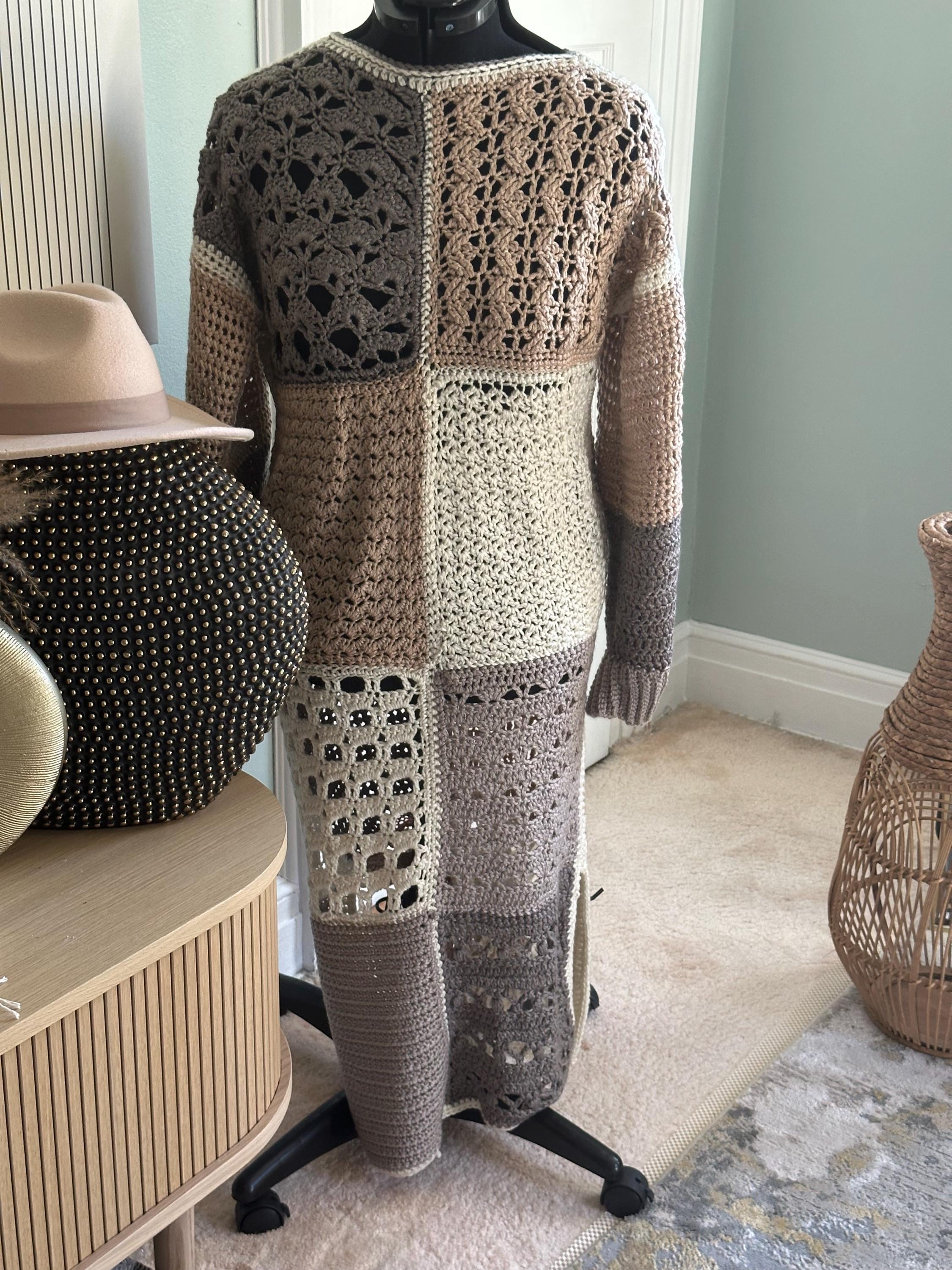 Classic Sophisticated Charm - Maxi Dress