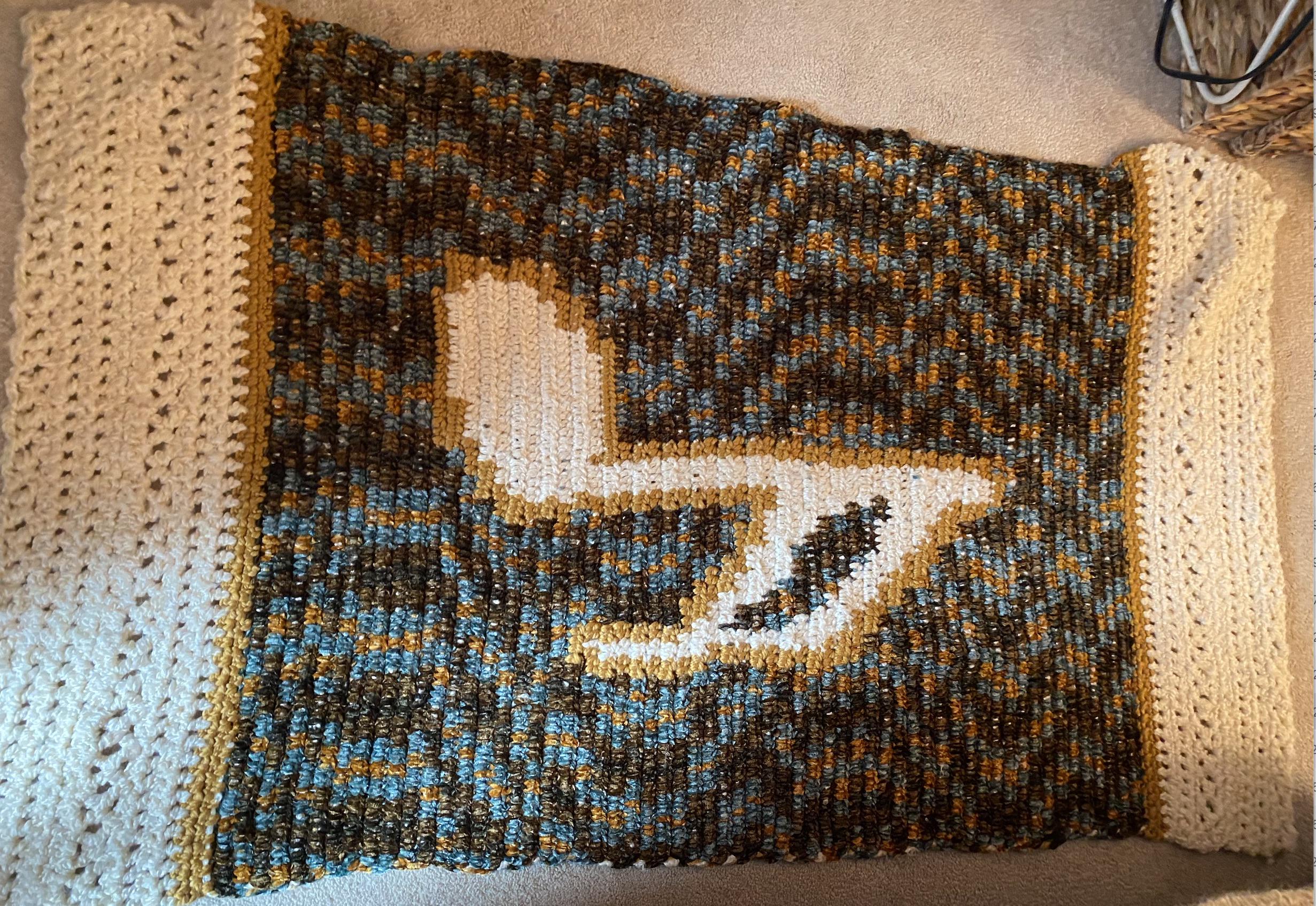 CROCHET PATTERN - MUSIC NOTE THROW Patter