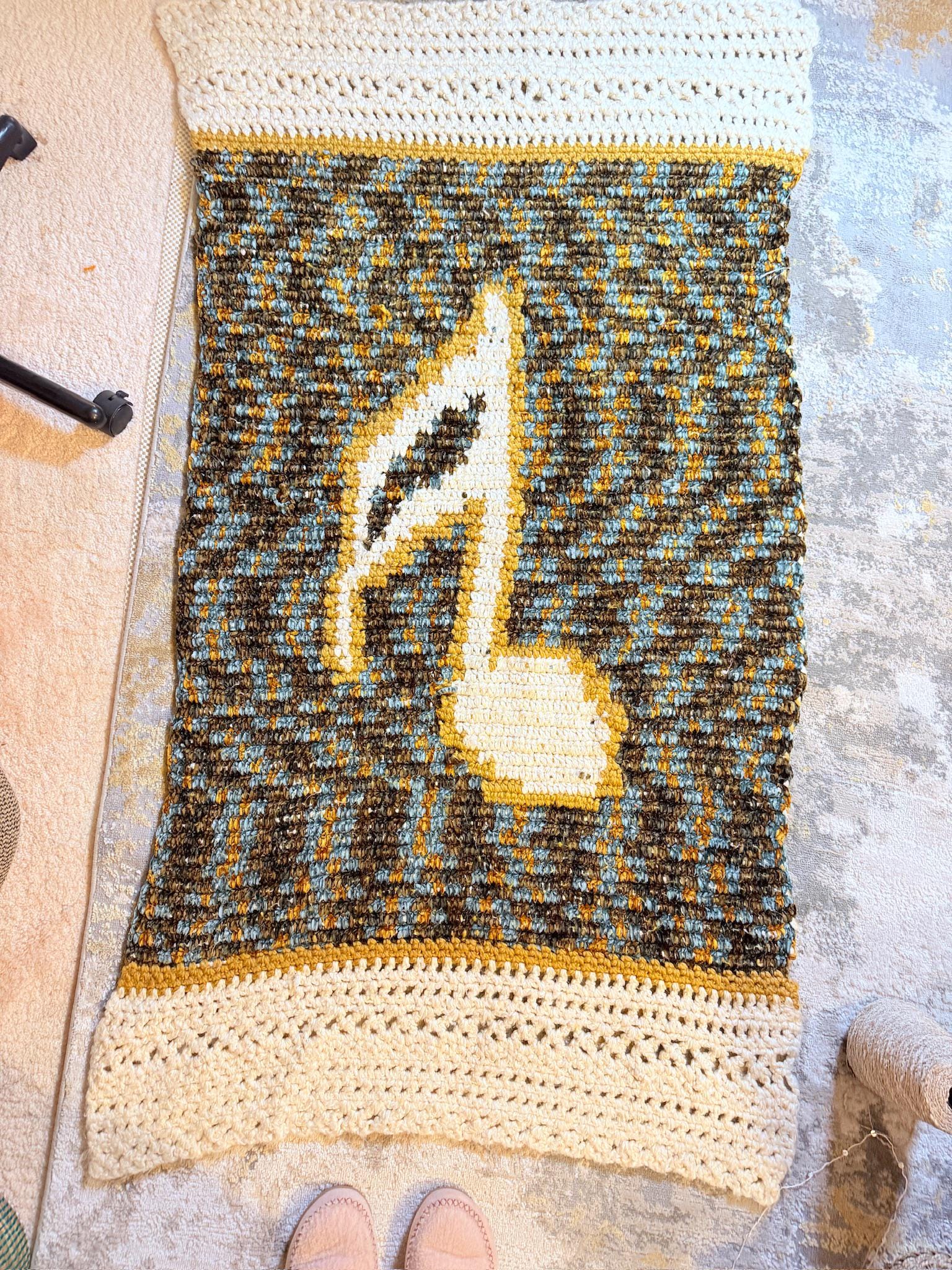 CROCHET PATTERN - MUSIC NOTE THROW Patter